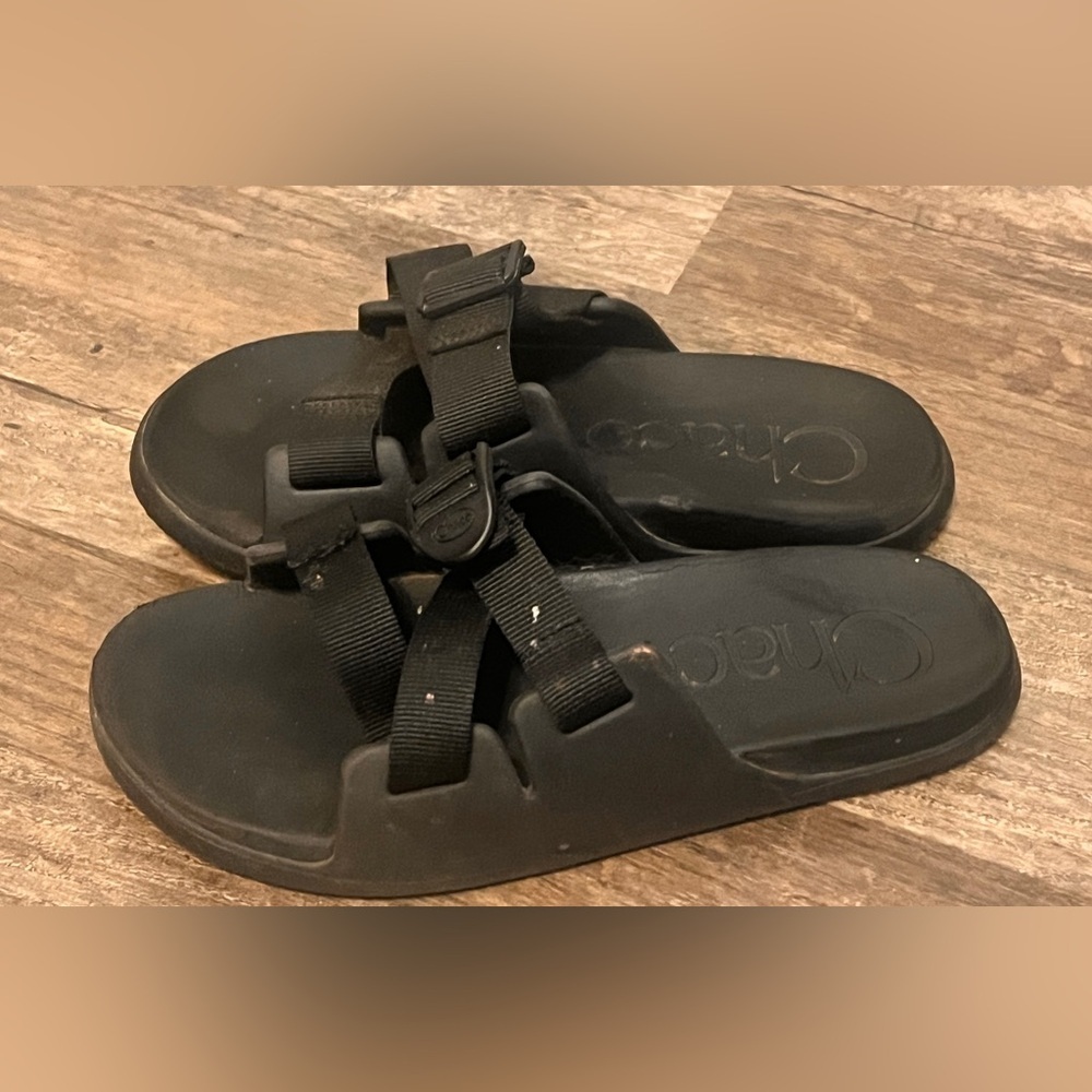 FINAL PRICE Chaco Black Strapped Slide Sandals - Picture 3 of 9